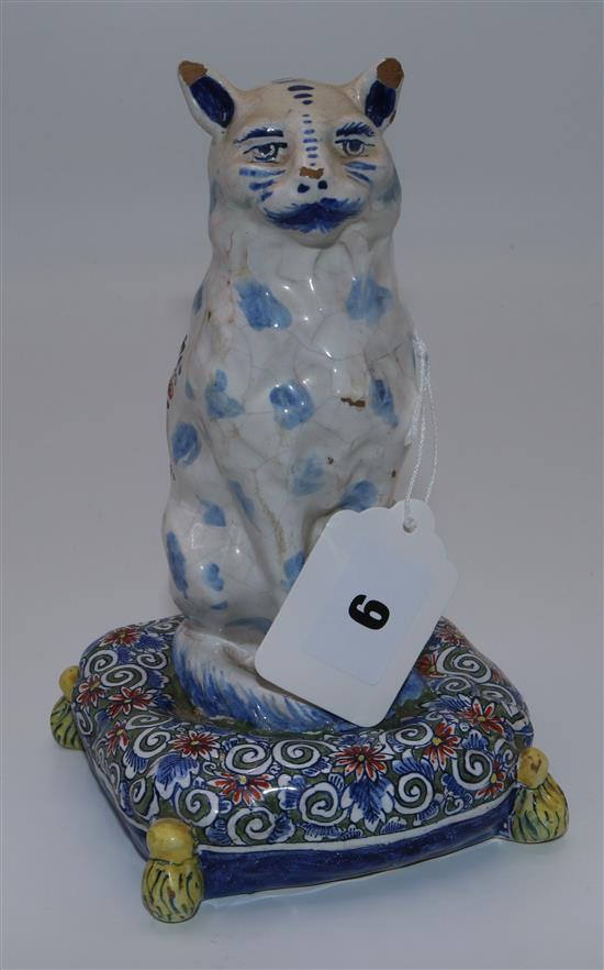 Faience cat